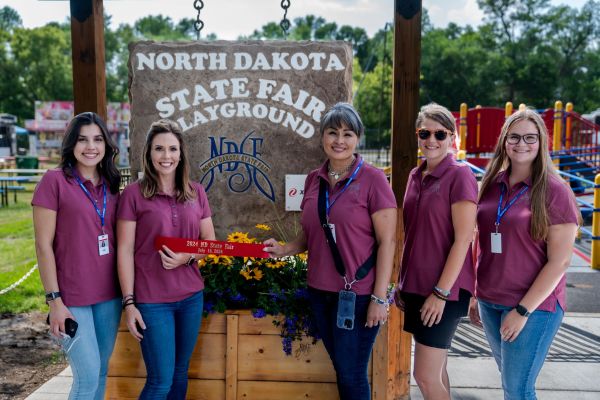 North-Dakota-State-Fair-NDSF-2024-Team-Ribbon-Cutting-02